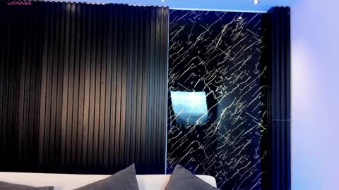 tiffanyhoustton online show from March 26, 12:11 pm