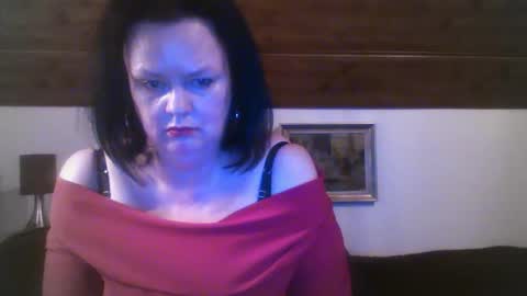 TiffanyMature online show from September 22, 10:01 pm