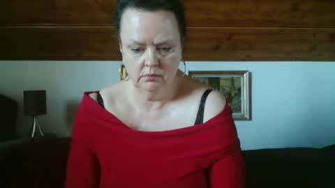 TiffanyMature online show from September 25, 8:51 am