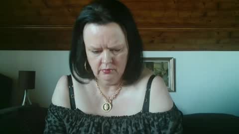 TiffanyMature online show from September 27, 9:36 am