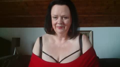 TiffanyMature online show from September 28, 2:11 pm