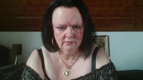 TiffanyMature online show from September 30, 9:25 am
