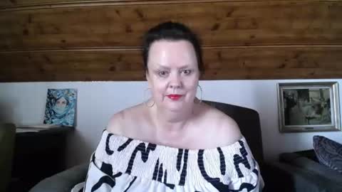 TiffanyMature online show from July 22, 9:01 am