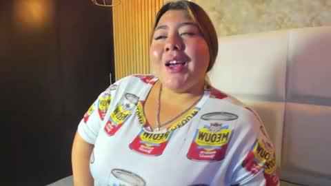 Snapshot of tiffanymonrow chatting on February 15, 1:31 pm TiffanyMonrow online show from February 15, 1:31 pm