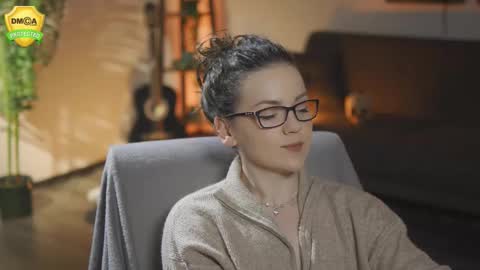 tiffanyriox online show from March 11, 12:49 am