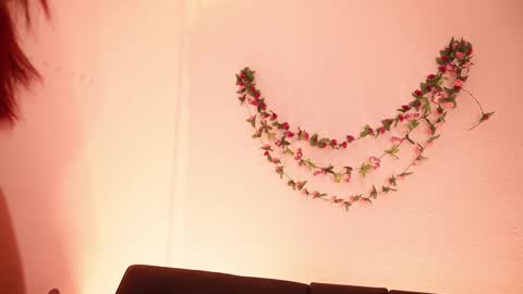 My name is Tiffany welcome  online show from March 22, 4:16 am