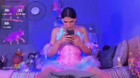                online show from October 30, 9:11 am