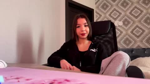 Tiffany online show from January 6, 10:19 am