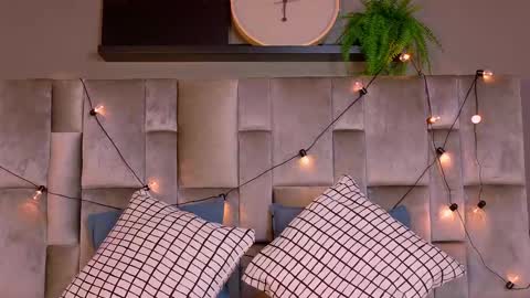 Snapshot of tiffvalentinee_ chatting on November 11, 7:58 pm Tiffany online show from November 11, 7:58 pm