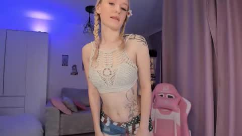 Tiffany online show from January 17, 3:22 am