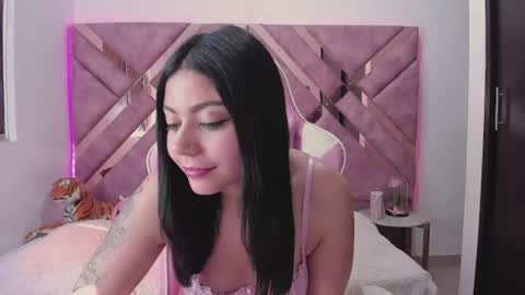 Ana online show from June 11, 2:59 pm