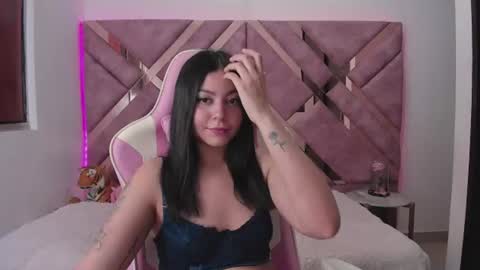 Ana online show from July 4, 5:30 pm