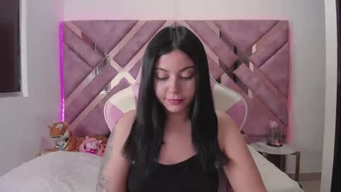Ana online show from July 9, 9:19 pm