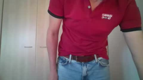 Snapshot of tigerjow941808 chatting on November 25, 2:17 pm tigerjow941808 online show from November 25, 2:17 pm