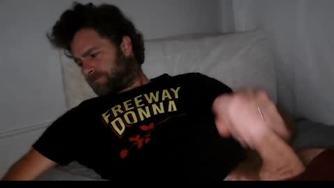 Snapshot of tigerzaddy chatting on October 24, 1:40 pm tigerzaddy online show from October 24, 1:40 pm