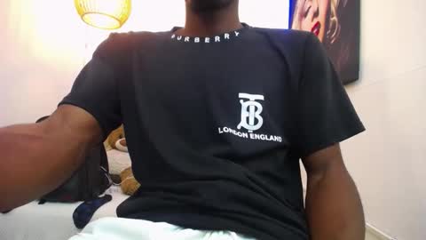 Snapshot of tigga_sall chatting on September 18, 2:35 am Tigga Sall online show from September 18, 2:35 am