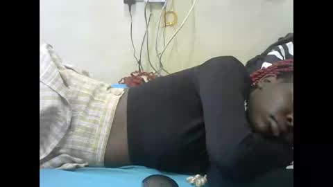 tight_pussie online show from October 10, 9:52 am