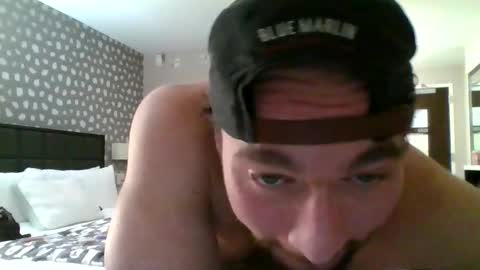 Snapshot of tightandwhite21yrs chatting on February 5, 2:27 am tightandwhite21yrs online show from February 5, 2:27 am