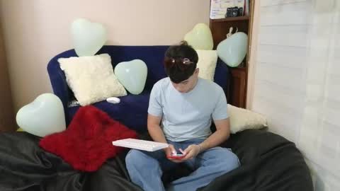 Snapshot of tightncuteass chatting on February 10, 11:20 pm Camilo online show from February 10, 11:20 pm