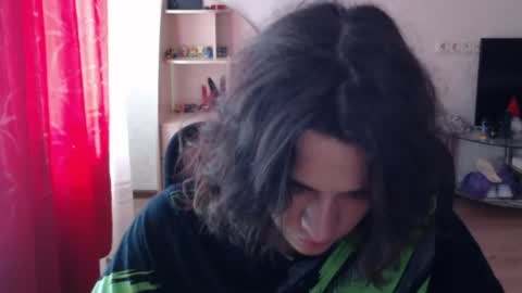 Snapshot of tiiiiiiiiiim chatting on July 12, 1:24 pm Tim online show from July 12, 1:24 pm