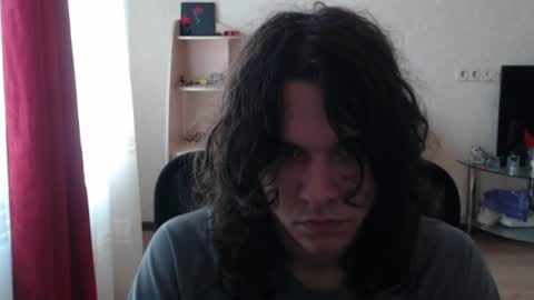 Snapshot of tiiiiiiiiiim chatting on August 3, 2:22 pm Tim online show from August 3, 2:22 pm