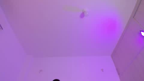 Tiny  online show from November 20, 11:32 am