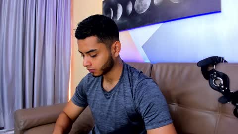 Tyler online show from January 4, 7:34 pm