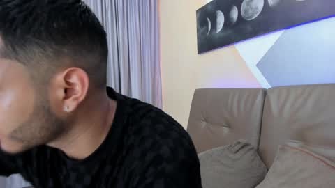 Tyler online show from January 8, 7:34 pm