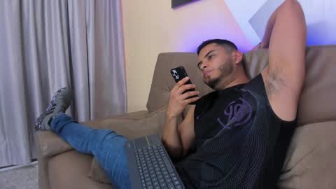 Tyler online show from January 29, 8:04 pm