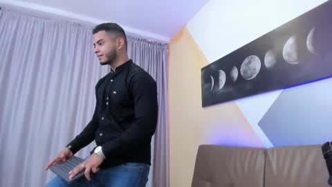 Tyler online show from February 14, 8:26 pm