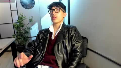 Tim Fox online show from October 18, 11:55 am