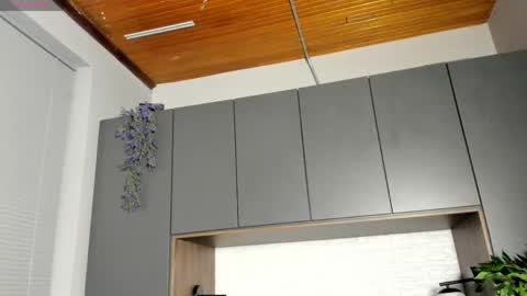 Snapshot of tim__fox chatting on March 24, 11:48 am Tim Fox online show from March 24, 11:48 am