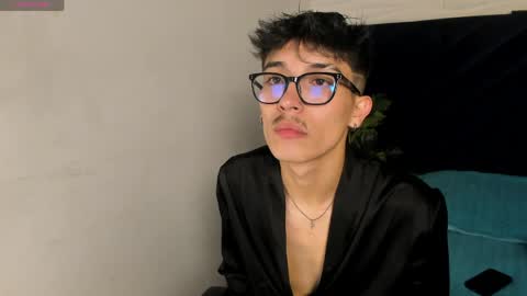 Snapshot of tim__fox chatting on April 10, 11:37 am Tim Fox online show from April 10, 11:37 am