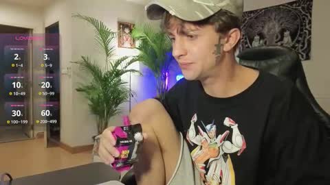 Snapshot of tima_lexikov chatting on October 13, 6:24 am Tima Lexikov online show from October 13, 6:24 am