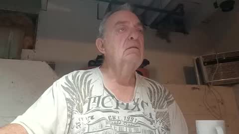 Snapshot of timamanda chatting on November 14, 3:44 pm Tim Amanda online show from November 14, 3:44 pm