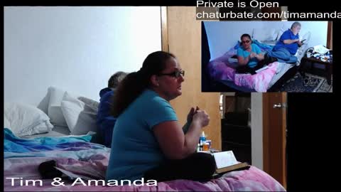 Snapshot of timamanda chatting on November 15, 5:05 am Tim Amanda online show from November 15, 5:05 am