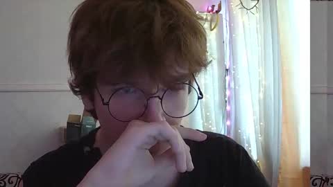 Snapshot of timbunnyy chatting on February 5, 8:08 am Wille online show from February 5, 8:08 am