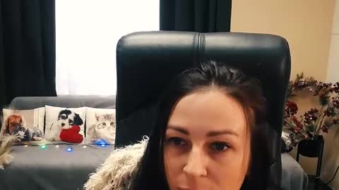 Luisa online show from October 13, 7:30 am