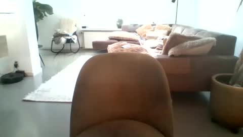 times20 online show from March 7, 7:27 am