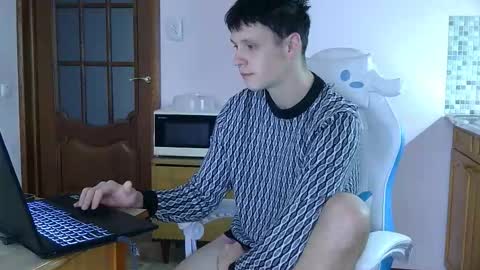 Snapshot of timkinky chatting on November 10, 8:57 am Tim WhiteS online show from November 10, 8:57 am