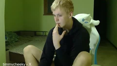 Snapshot of timkinky chatting on November 29, 9:51 pm Tim WhiteS online show from November 29, 9:51 pm