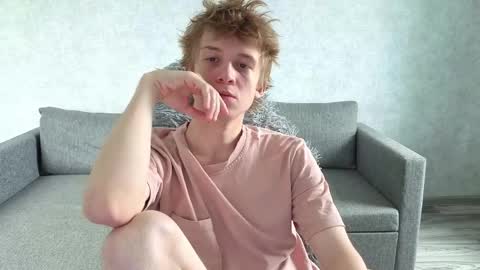 Snapshot of timmy7topcut chatting on May 11, 6:41 am Timmy online show from May 11, 6:41 am