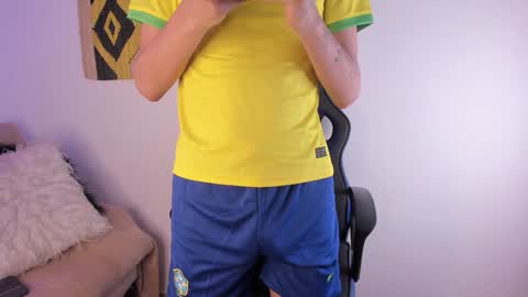 Timothy 21 years old online show from December 29, 9:41 pm