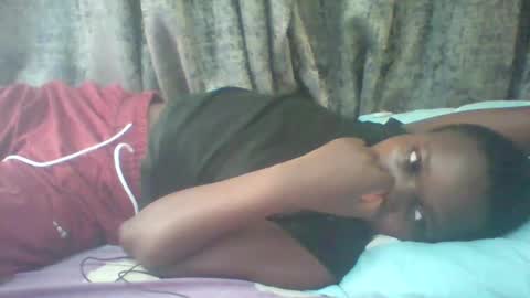 Snapshot of tina2030 chatting on November 12, 7:31 am christine online show from November 12, 7:31 am