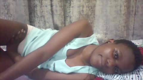 Snapshot of tina2030 chatting on November 27, 10:01 pm christine online show from November 27, 10:01 pm