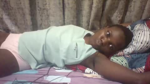 Snapshot of tina2030 chatting on November 30, 3:21 am christine online show from November 30, 3:21 am