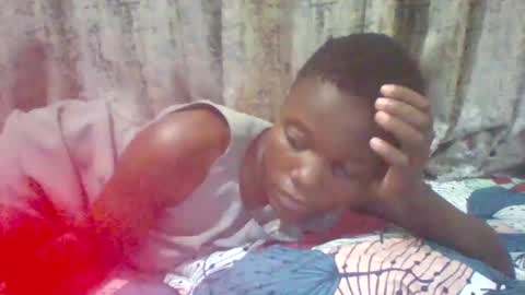 christine online show from February 5, 7:40 pm