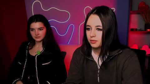 Snapshot of tina_bright_ chatting on December 16, 2:44 pm tina bright online show from December 16, 2:44 pm