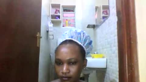 Tina online show from December 18, 12:55 pm