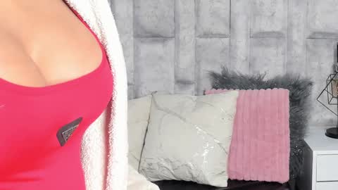 Tina noa online show from September 19, 11:33 am